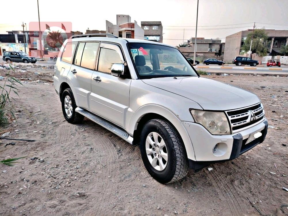 ميتسوبيشي باجيرو